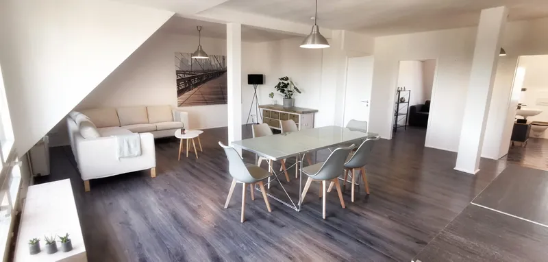 Alltagstauglich wohnen in dieser vollständig möblierten 3-Zimmer-Wohnung in Berlin — photo 1